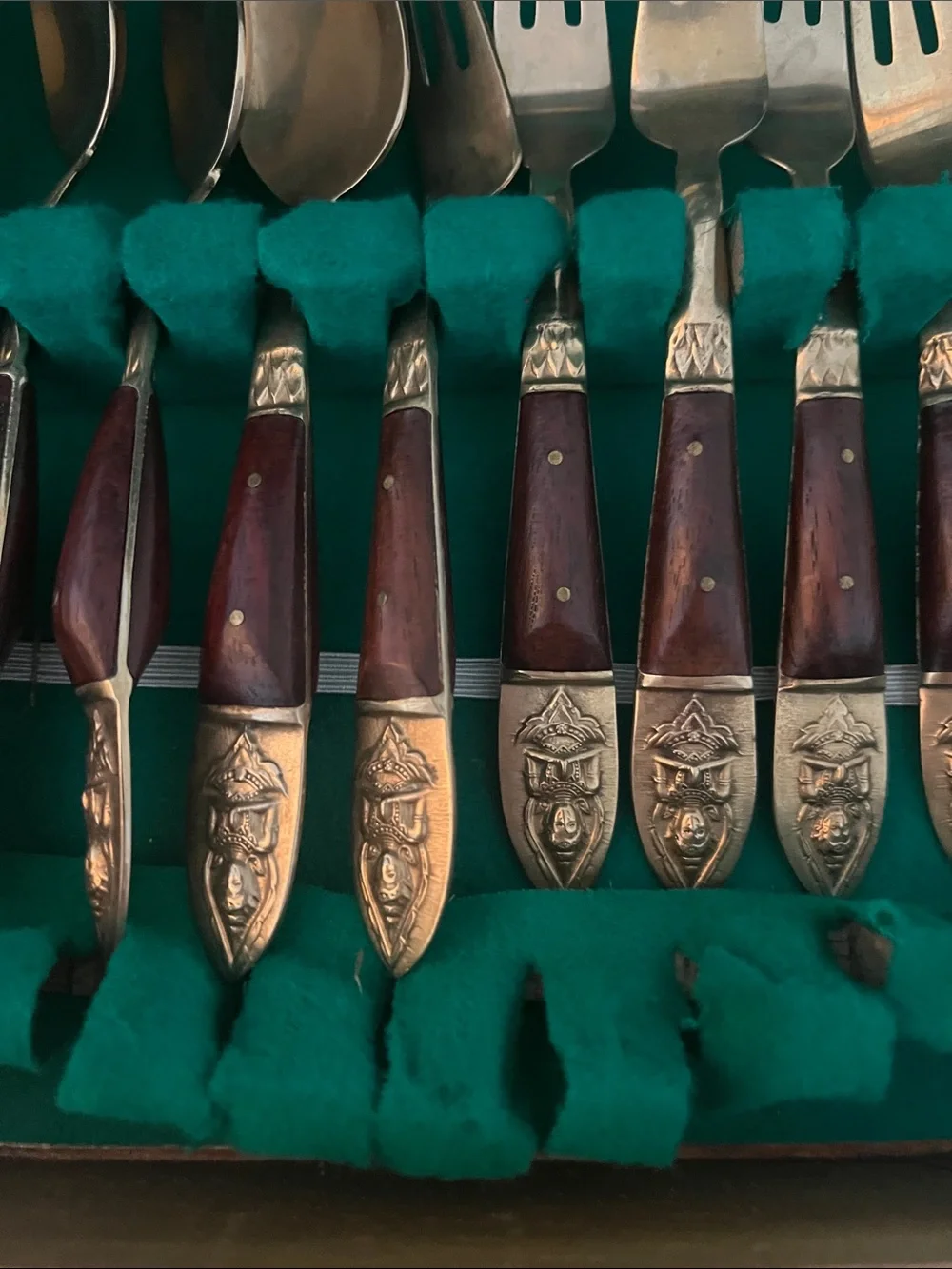 Vintage Kee Teck Jewelry Brass Flatware Set 29 Pieces in box, Thailand
